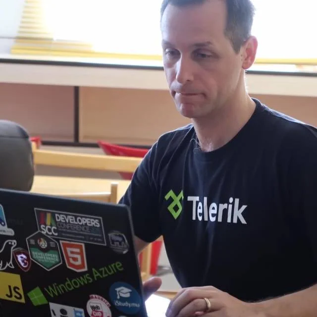 Jochen Kirstätter (coding style - 800x800 px)